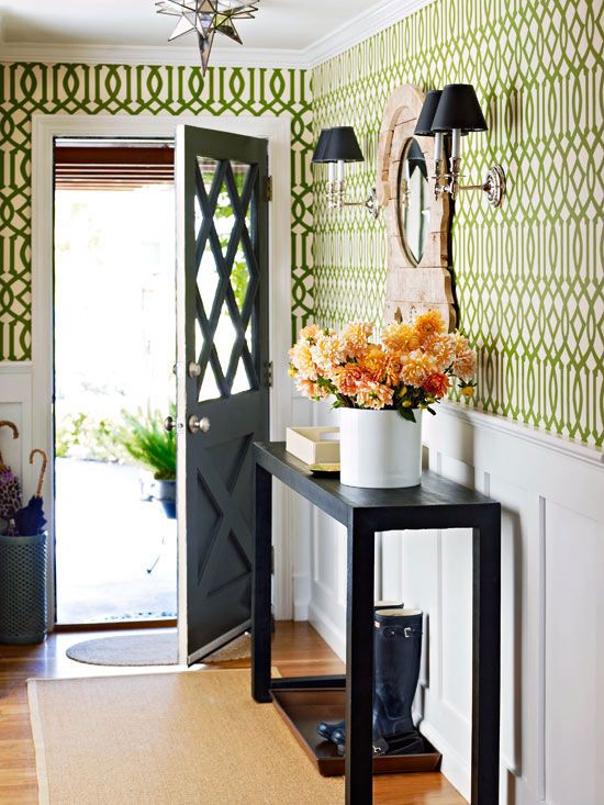 green-patterned-wallpaper.jpg